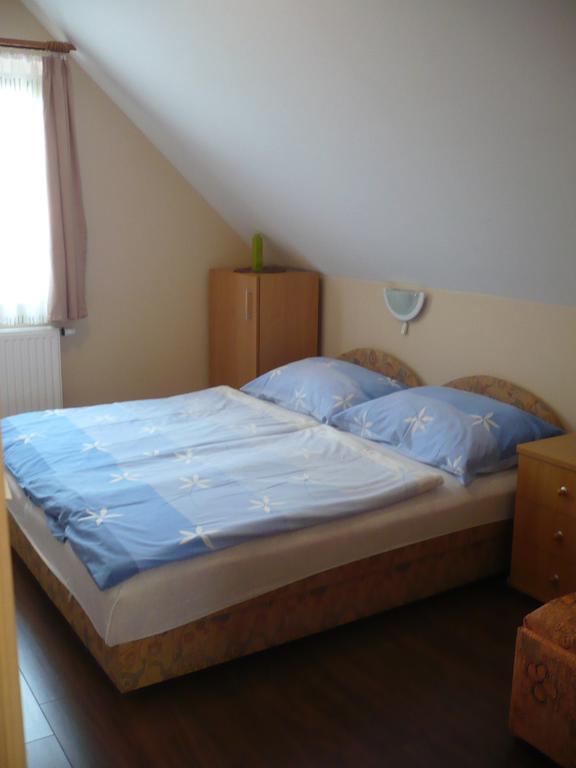 Eszter Apartmanhaz Hajdúszoboszló 外观 照片